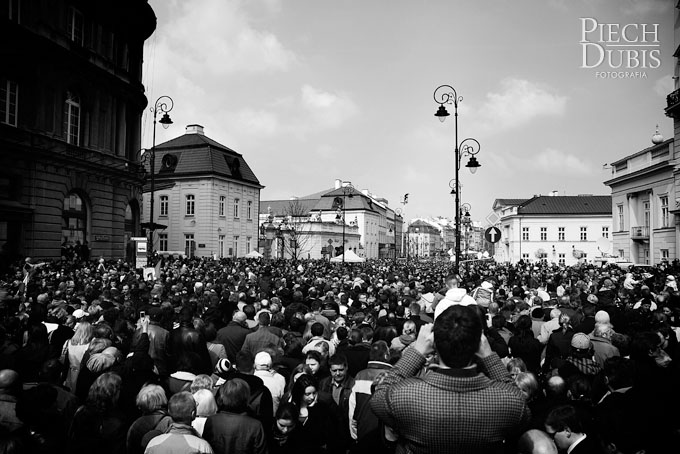 11 kwietnia 2010, Krakowskie Przedmieście, Warszawa.